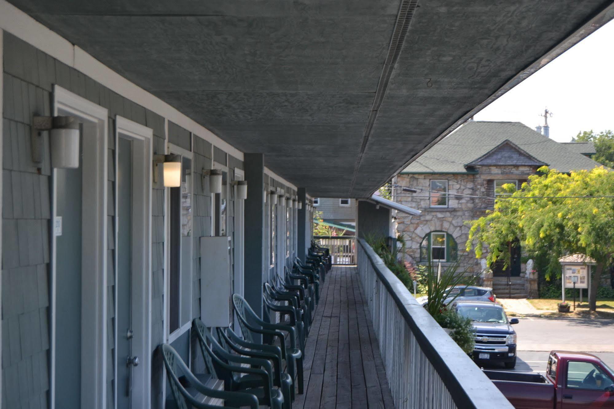 The Ship Motel 알렉산드리아베이 외부 사진